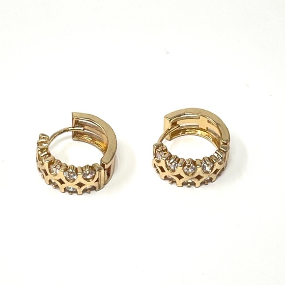 Anthropologie Jewelry - New Anthropologie Crystal Hoop Earrings